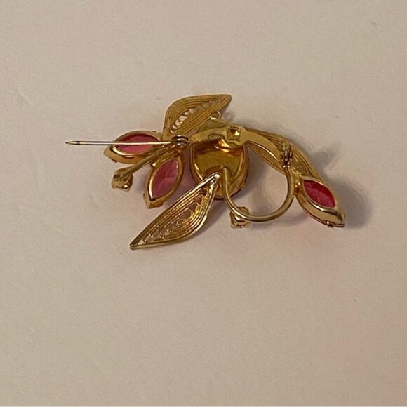 VINTAGE BROOCH PIN GOLD TONE FILIGREE PINK FACETED STONES GLASS FLOWER - Picture 9 of 9